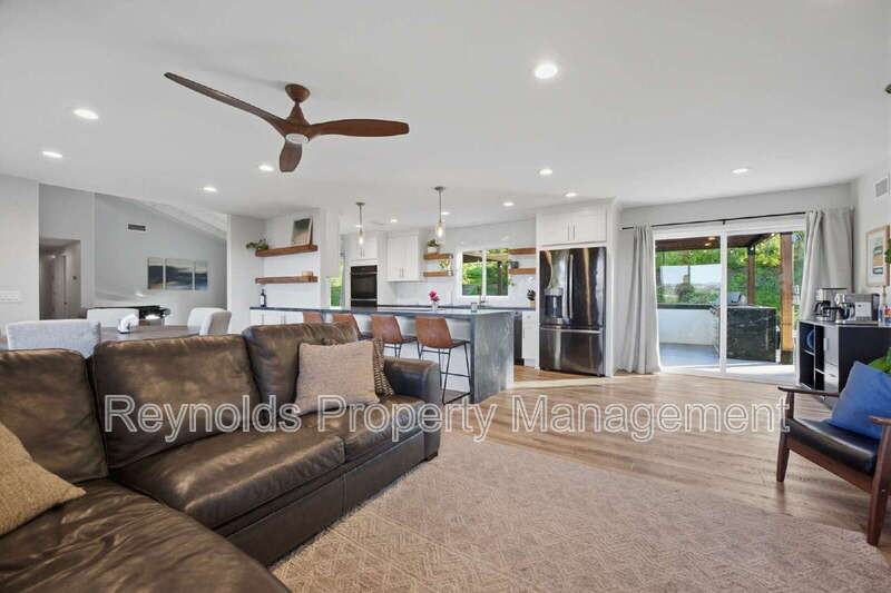 1953 Granite Hills Dr - Photo 2 of 31