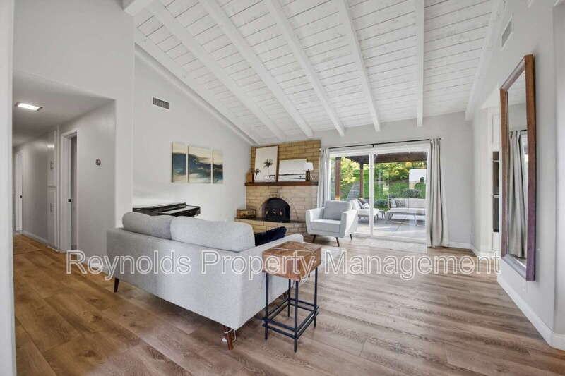 1953 Granite Hills Dr - Photo 3 of 31