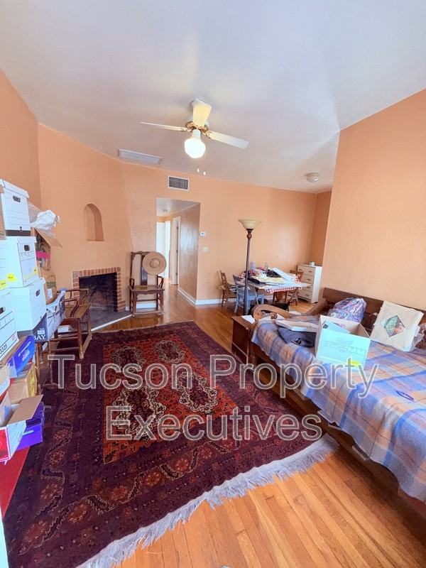 1220 N Olsen Ave - Photo 5 of 19