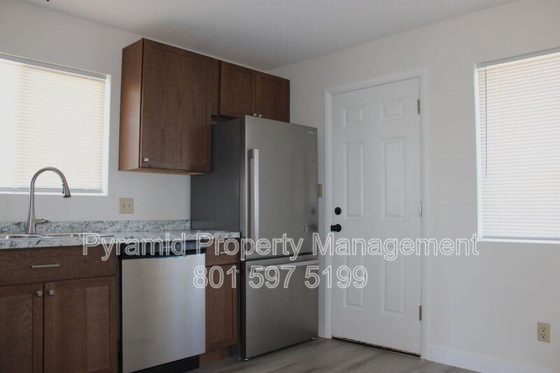 825 En #1 - Photo 7 of 25