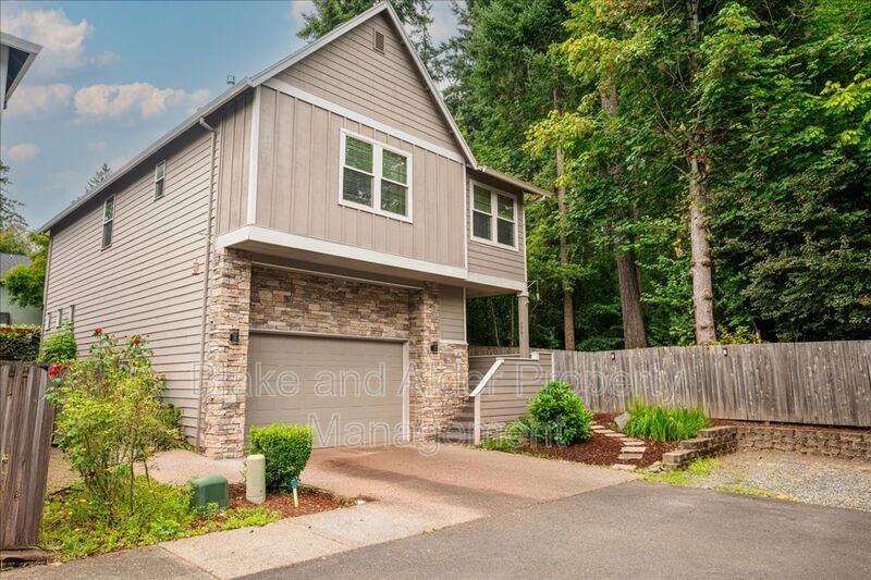 7981 Sw Kelso Ct - Photo 3 of 37