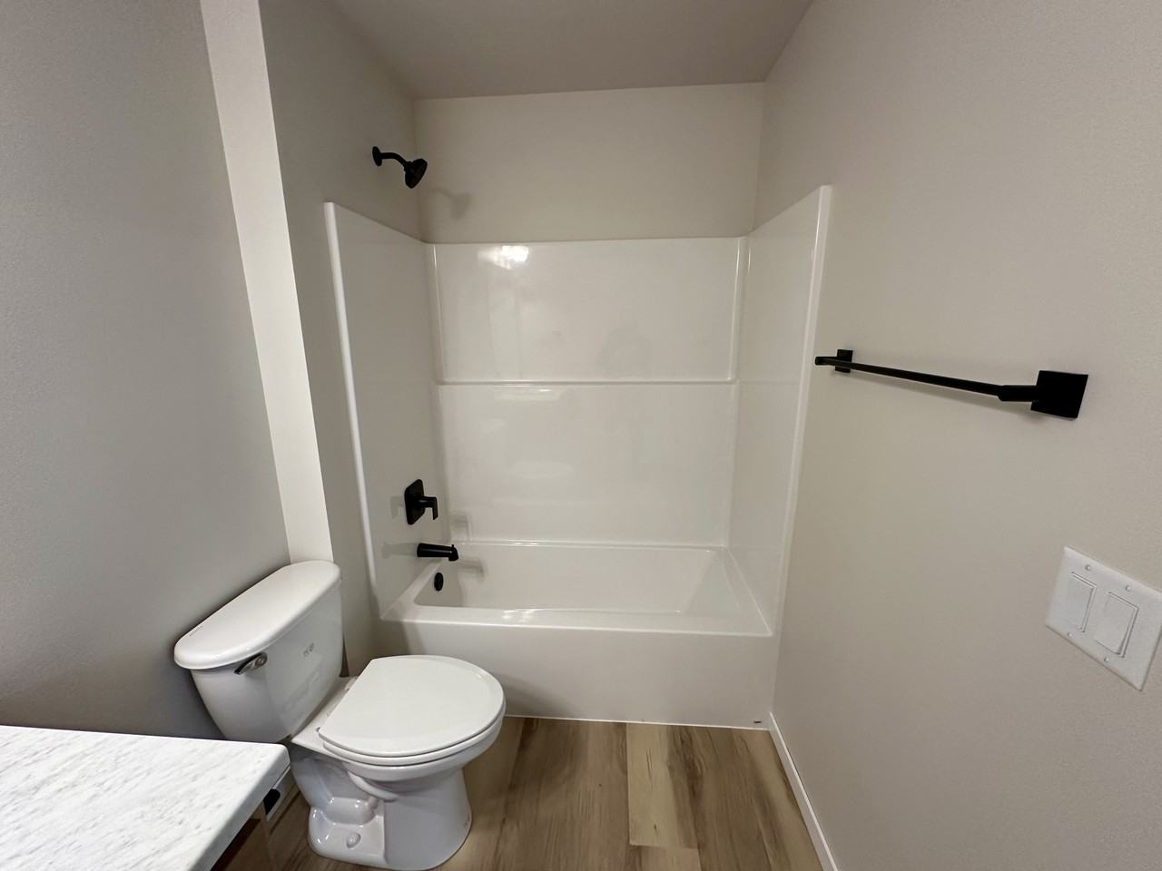 217 E Countryside Ave - Photo 6 of 11