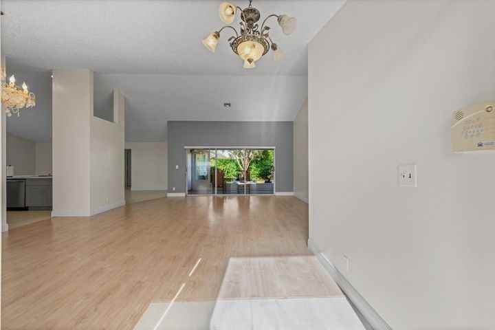 1401 Hideaway Bend - Photo 7 of 9