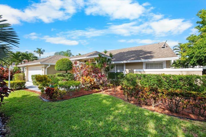 1401 Hideaway Bend - Photo 3 of 9