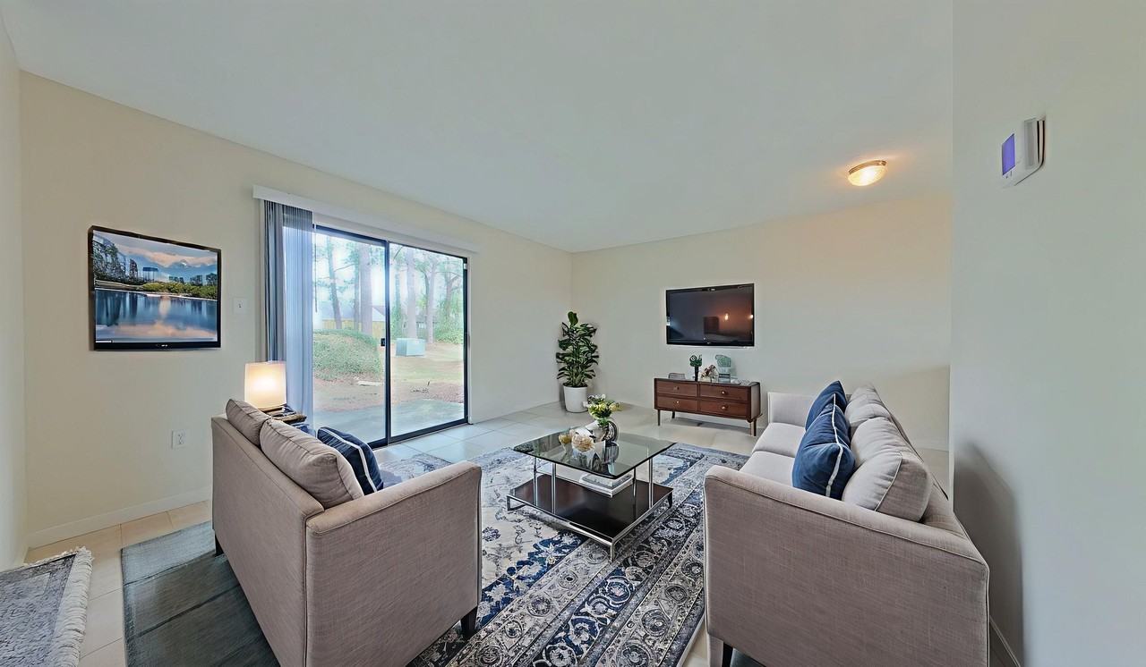 230 Oxford Ct - Photo 4 of 16