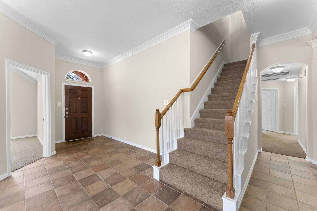 31323 Trinity Park Ln - Photo 5 of 41