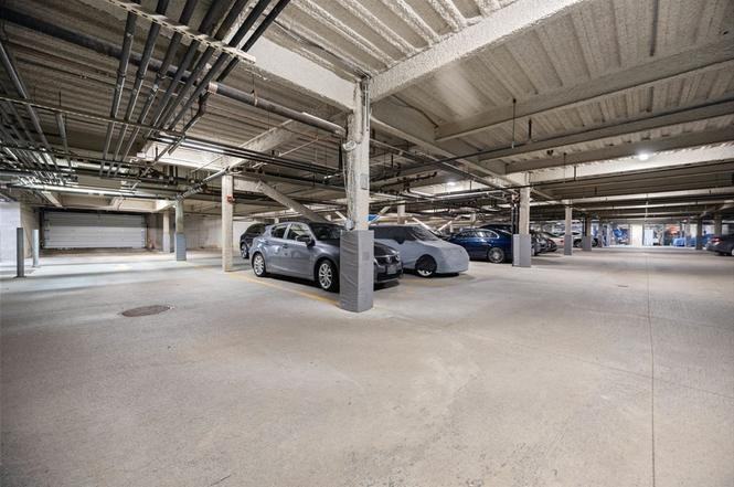 465 Fathom Dr - Photo 5 of 16