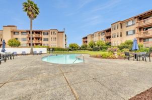 featured image of 465 Fathom Dr