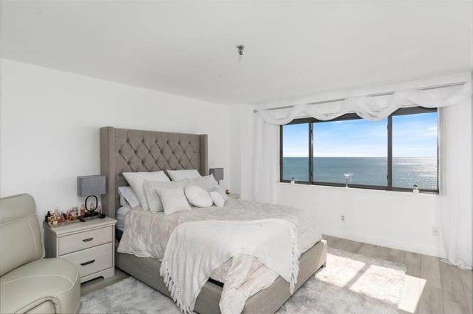 376 Ocean Ave - Photo 4 of 12