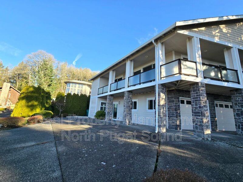 11017 18th St Ne - Photo 2 of 22