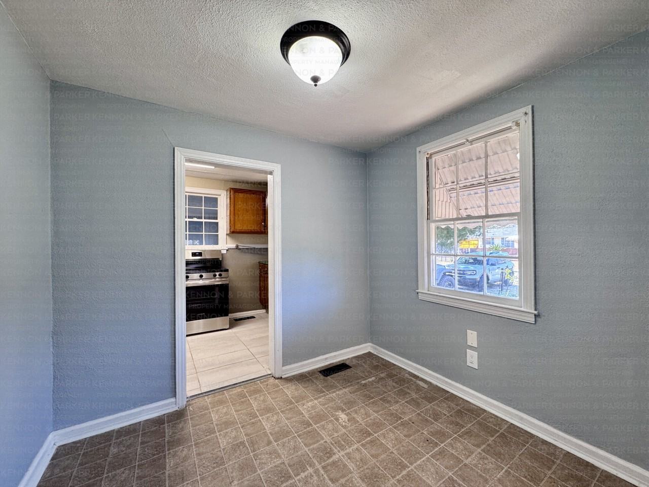 2344 Paddy Ave - Photo 3 of 13