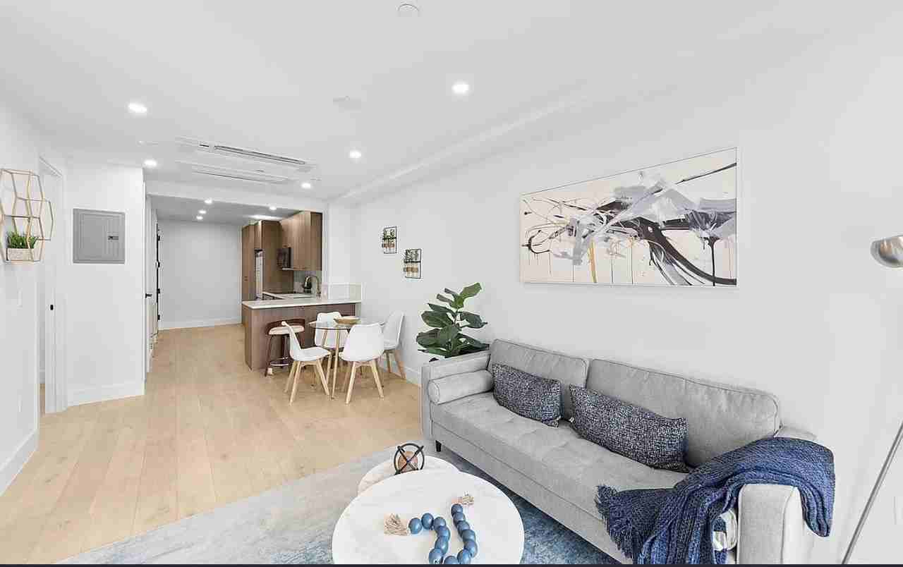 156 Tompkins Ave #3B - Photo 5 of 9