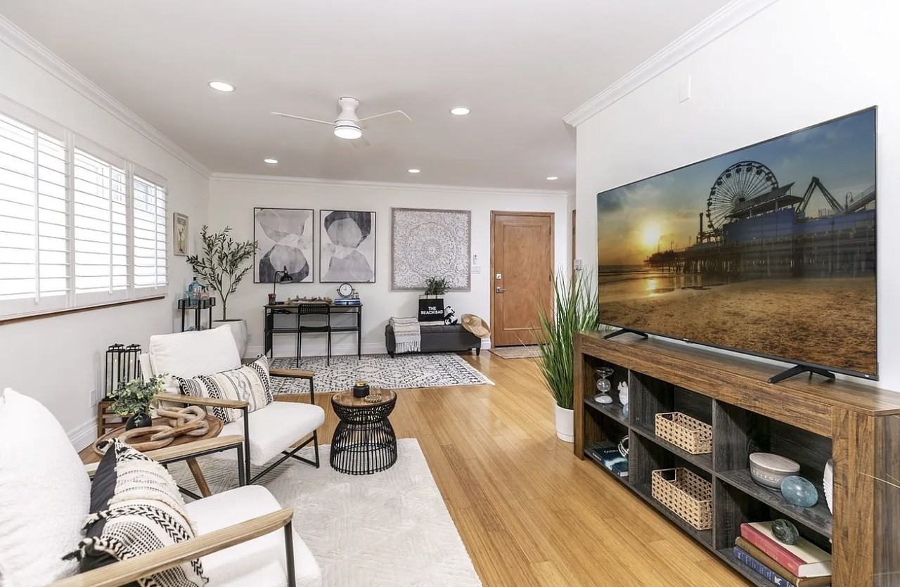 2721 2nd St #106 - Photo 2 of 9