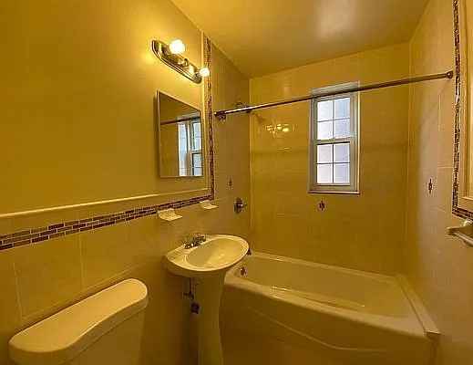 14035 Burden Cres #205 - Photo 6 of 8