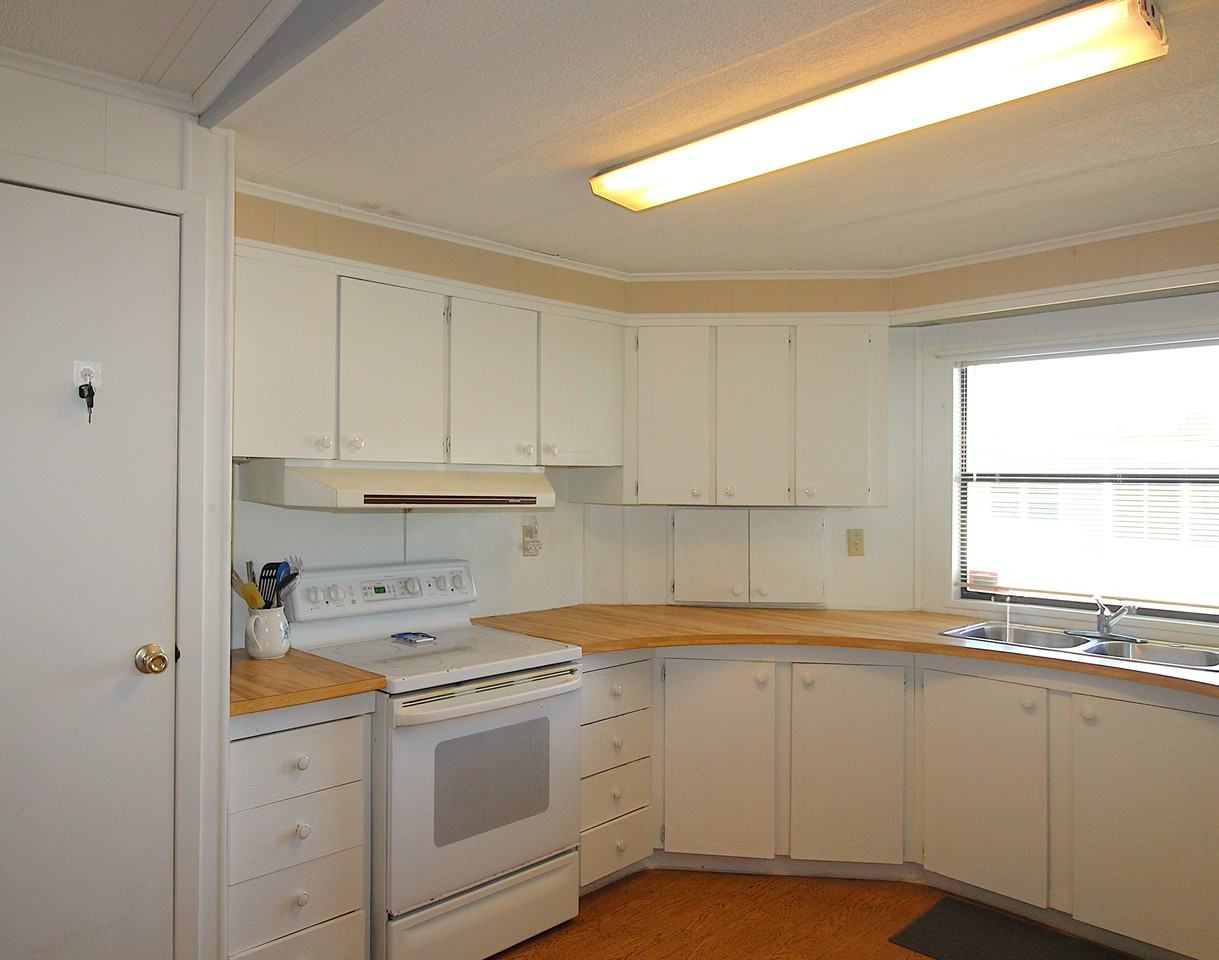 5580 Stonehaven Ln - Photo 5 of 26