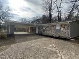 2314 W Lakeview - Photo 1 of 1