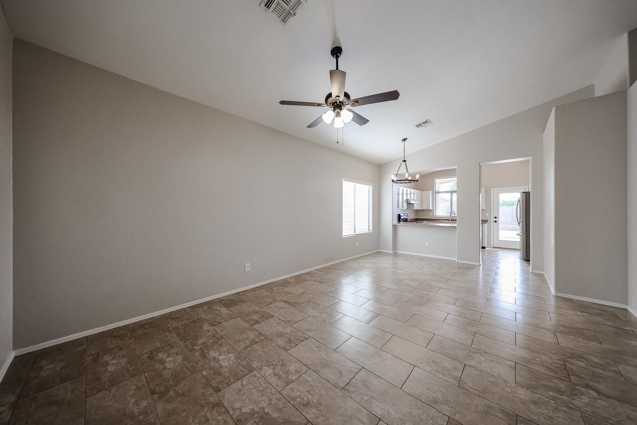 3533 W Sousa Ct - Photo 2 of 36