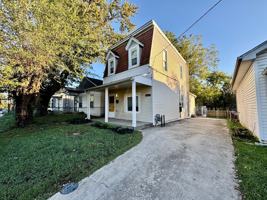 featured image of 1023 Lincoln Ave