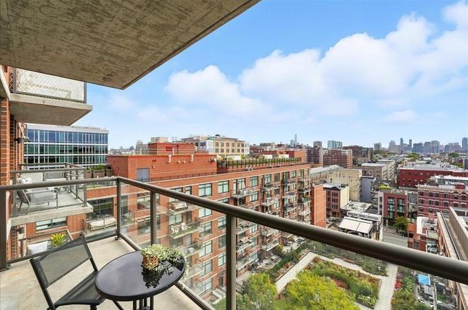 1400 Hudson St - Photo 4 of 20