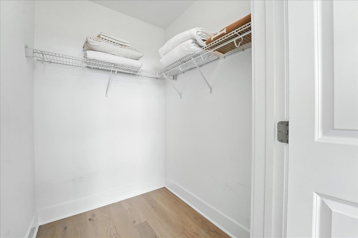 1400 Hudson St - Photo 7 of 20