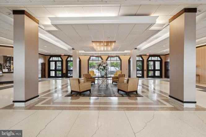 700 7Th St Sw - Photo 3 of 18