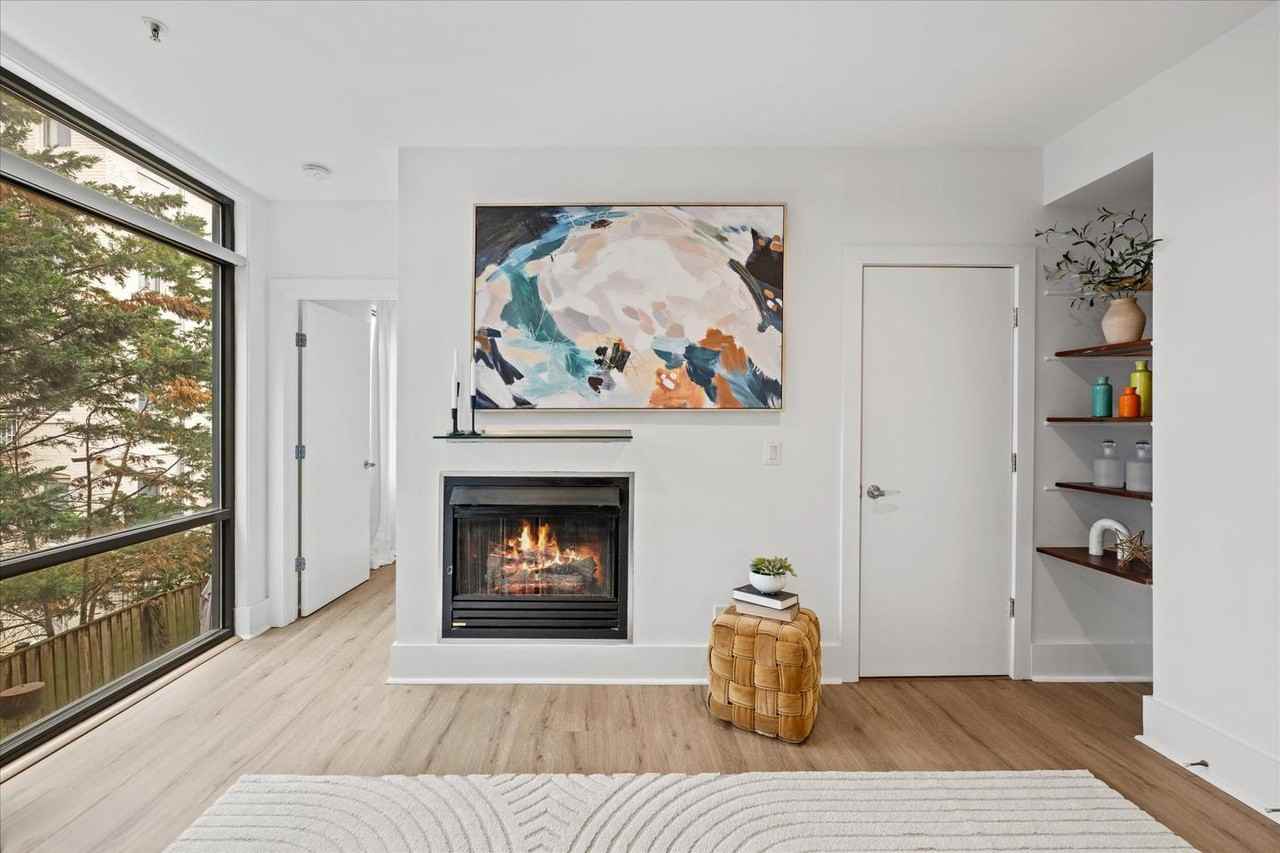 1425 Euclid St Nw - Photo 4 of 16