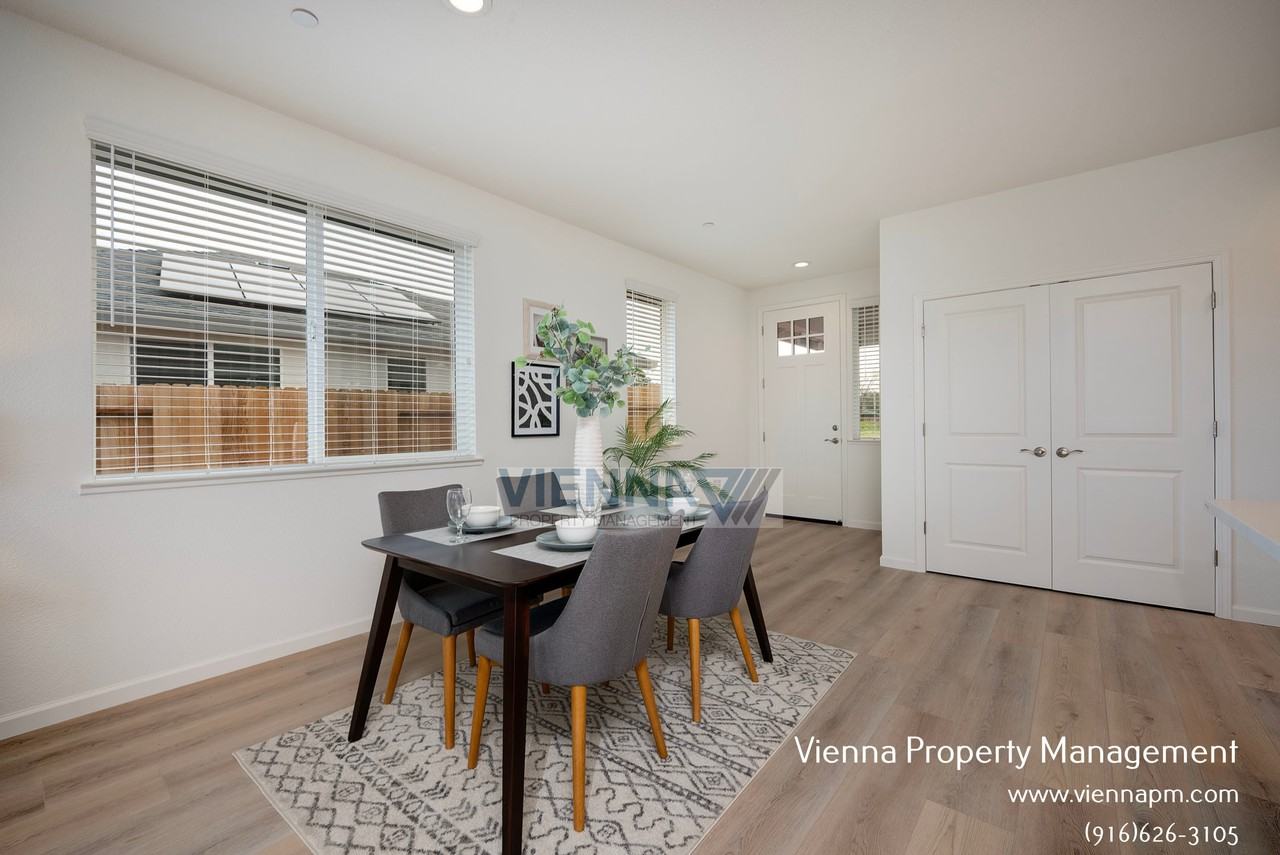 548 Fox Hunt Way - Photo 5 of 21