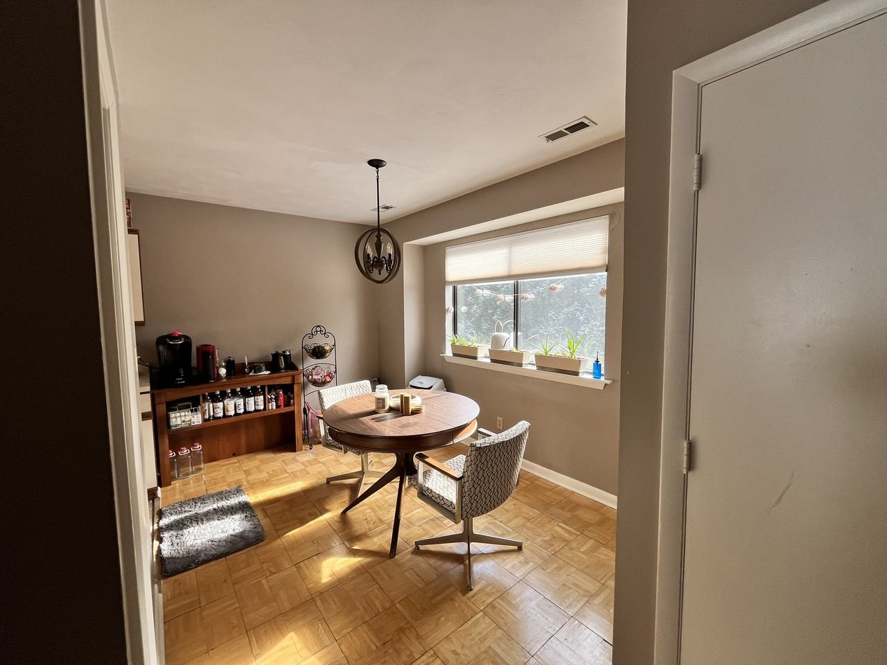 239 Fairfax Rd - Photo 5 of 27