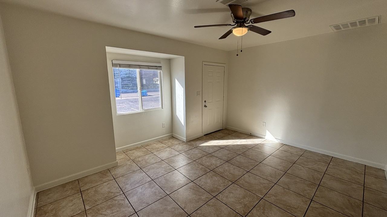 419 N 20Th St - Photo 4 of 15