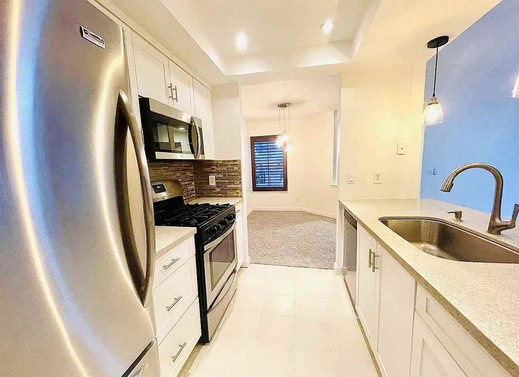 2005 Lakeridge Cir - Photo 6 of 8