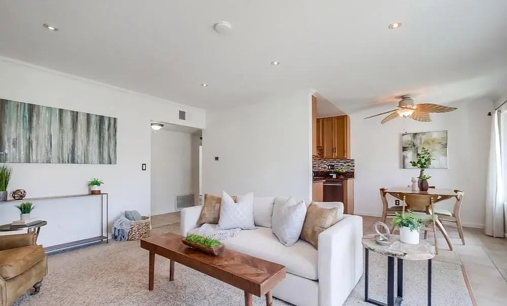 450 W Vermont Ave - Photo 7 of 7