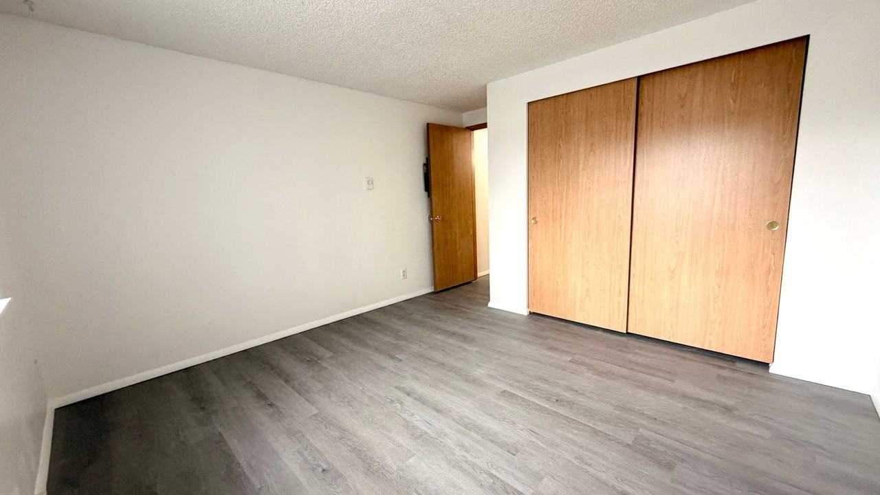 Clearwater Ridge Apartments - Photo 2 of 27