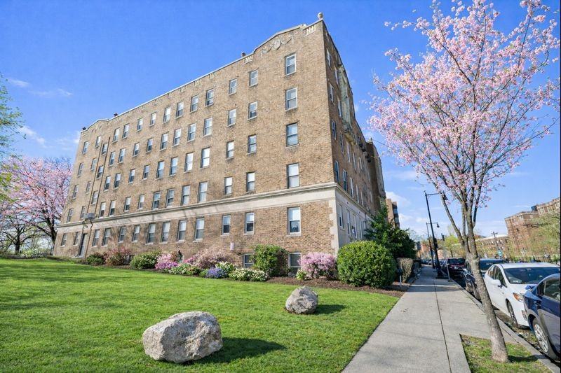 1940 Commonwealth Ave #27