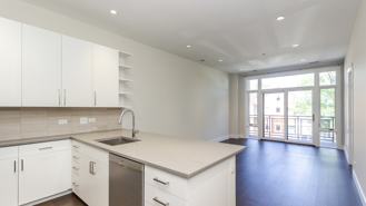 1947 N Halsted St #2F - Photo 1 of 1