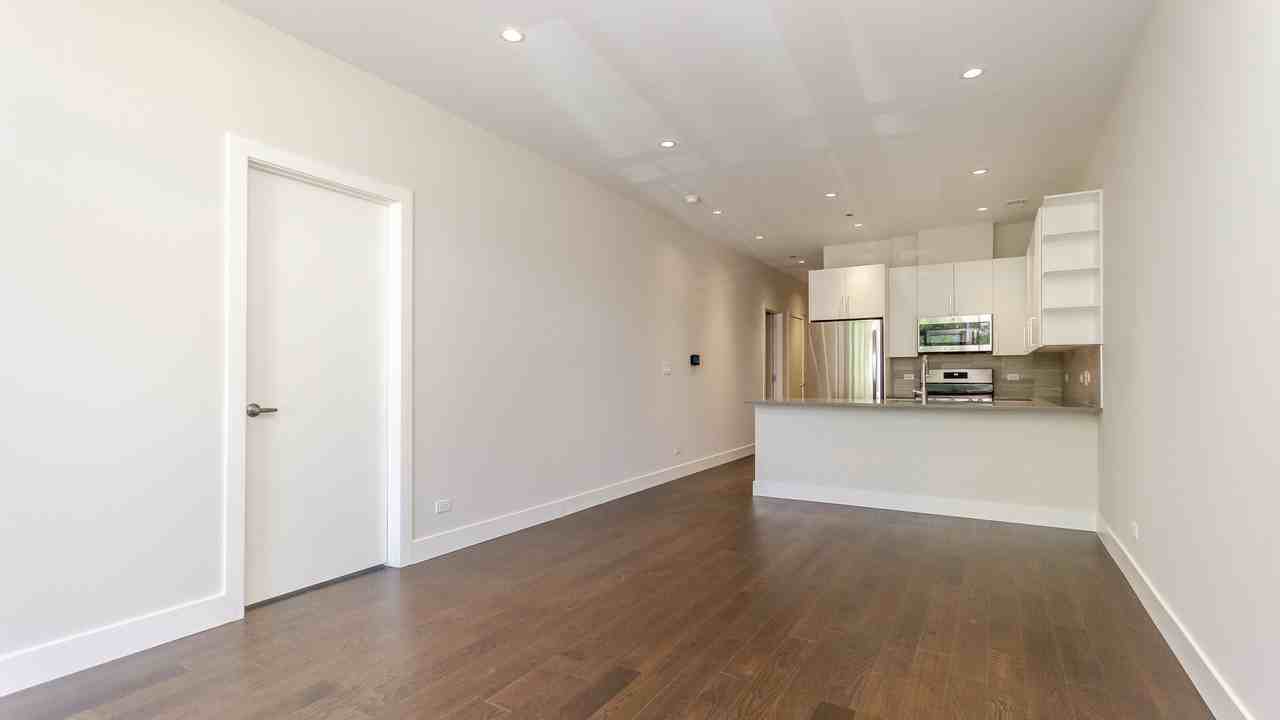 1947 N Halsted St #2F - Photo 6 of 14