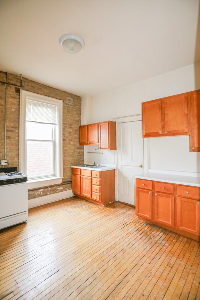 1957 W Chicago Ave #3F - Photo 5 of 9