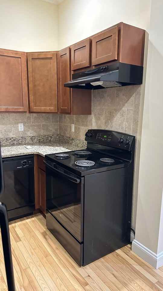 3 Main St #201 - Photo 7 of 9