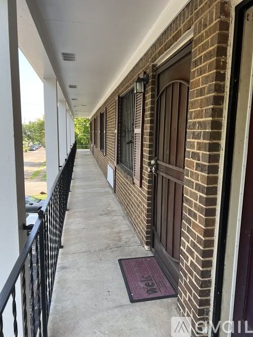 1153 14th Ave S #1153G - Photo 2 of 13