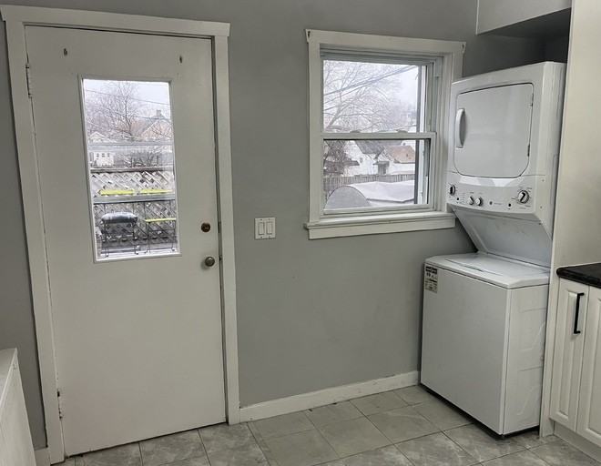 149 Clarence St - Photo 3 of 13