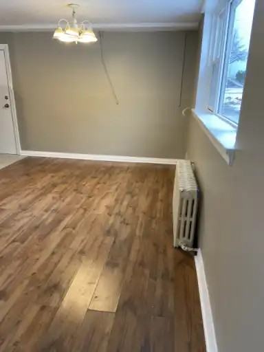 291 Lake St - Photo 3 of 5