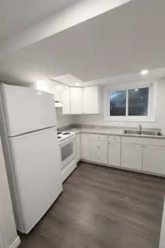 780 Mona Dr #2 - Photo 4 of 12