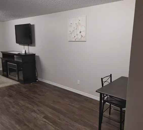 10604 106a Ave #2 - Photo 2 of 21