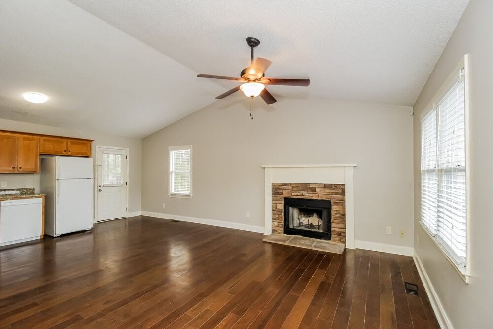 23 Southview Dr - Photo 6 of 17