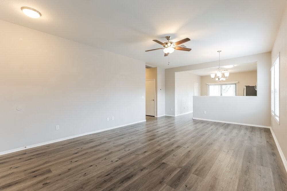 101 E Valley View Dr - Photo 5 of 16