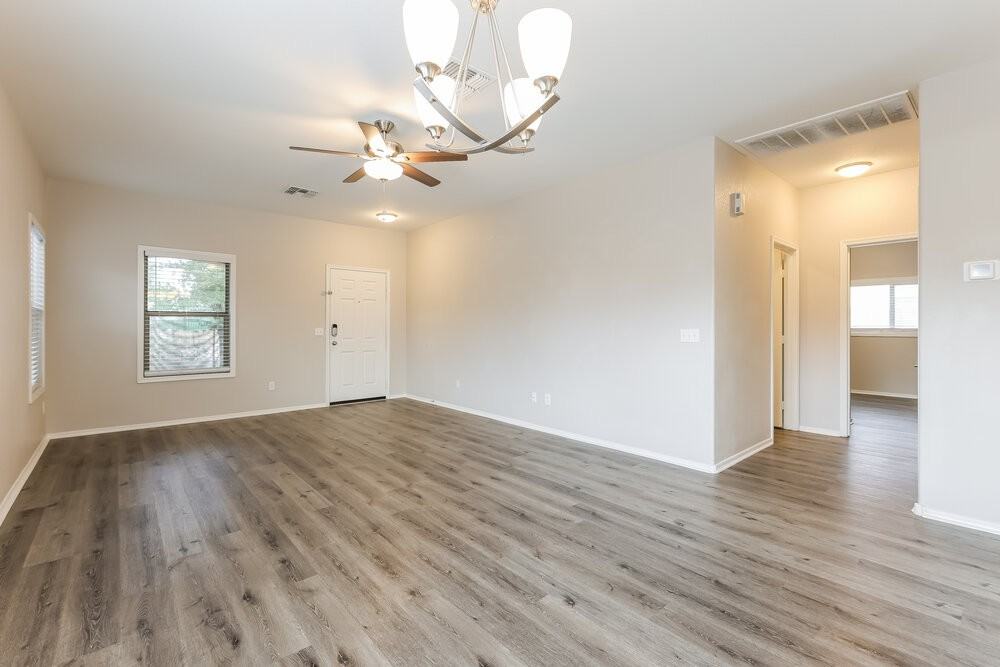 101 E Valley View Dr - Photo 6 of 16