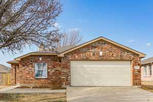 featured image of 2536 Buffalo Run