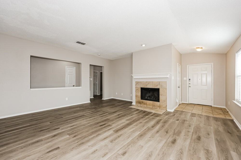 2536 Buffalo Run - Photo 3 of 16