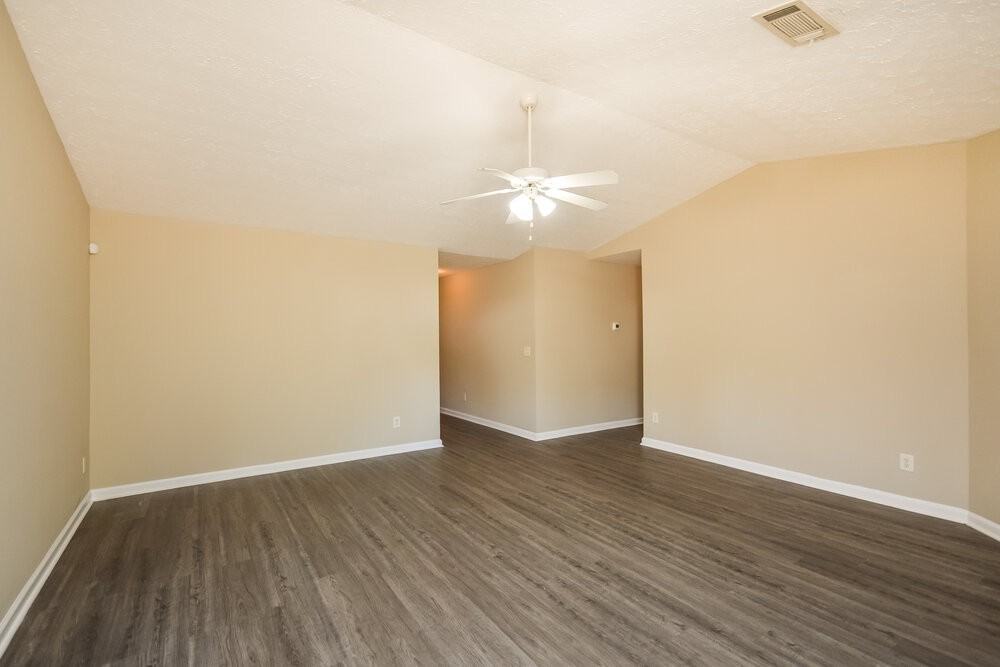 20 Carver Dr - Photo 5 of 25