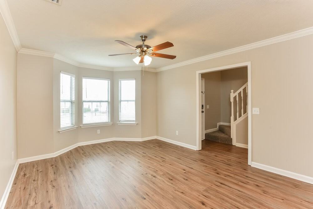 178 Shiloh Dr - Photo 6 of 17