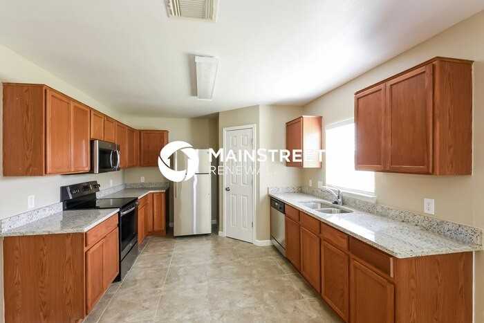 8130 Rosespur Park - Photo 6 of 17